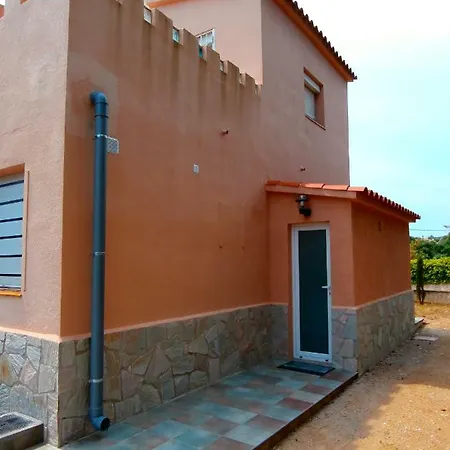 Casa Rosa Maria Vil·la *